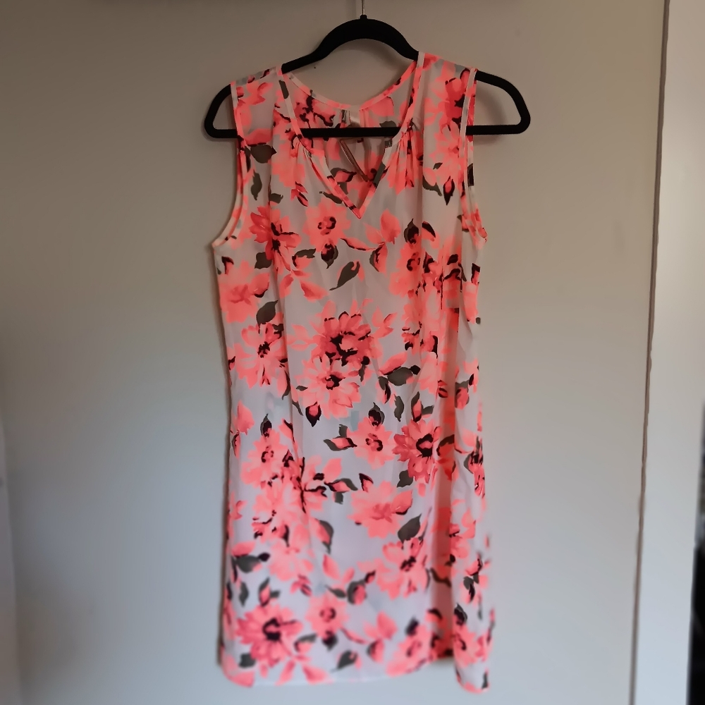 NWT Floral Shift Dress